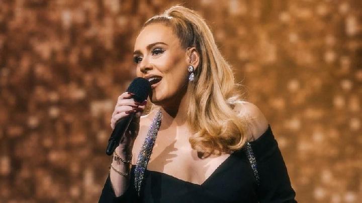 Adele Umumkan Hiatus dari Dunia Musik untuk Waktu yang Lama.